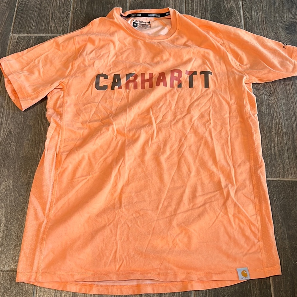 Brand new carhartt tee!